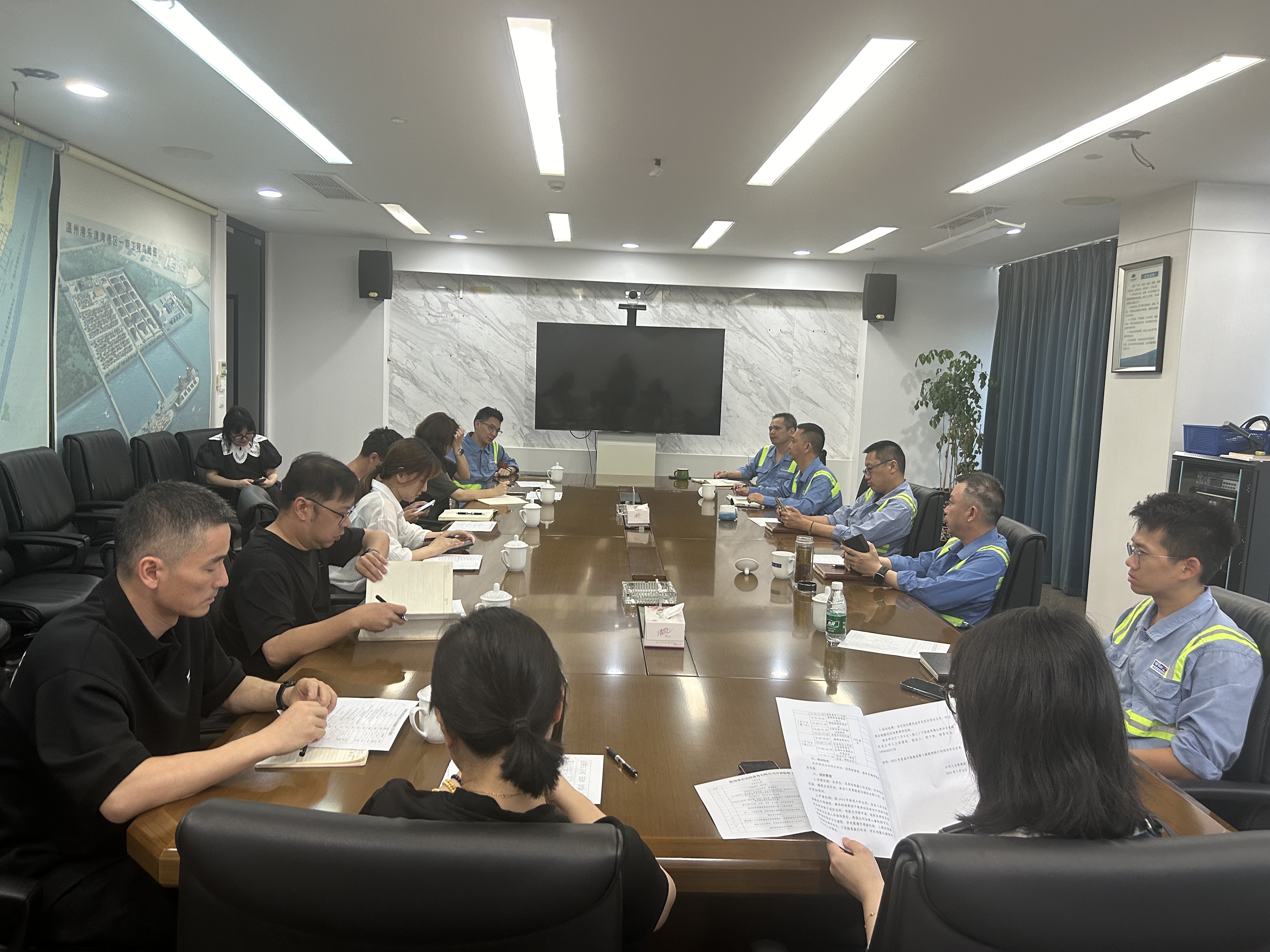 乐清湾公司召开防御第4号台风“丹娜丝”专题工作会议