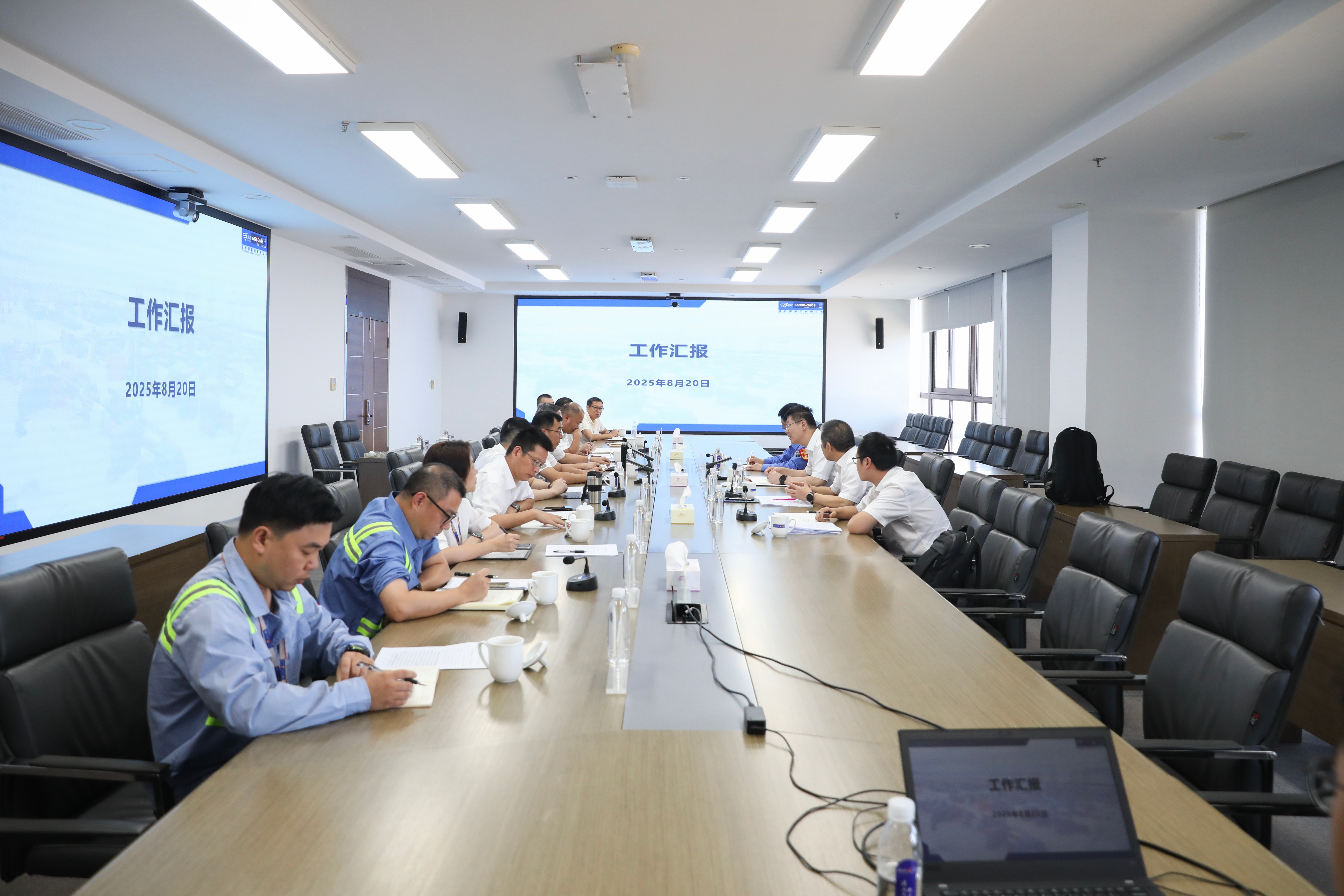 王峥一行赴温州港集团调研